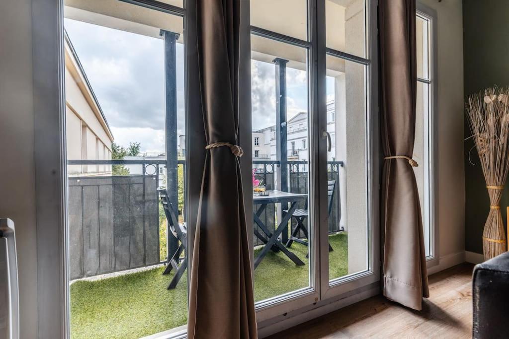 Apartment Emplacement Ideal Proche Serris
