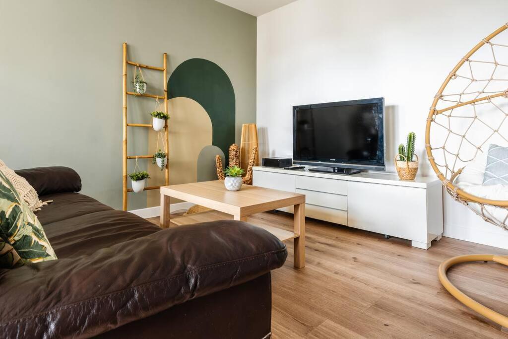Apartment Emplacement Ideal Proche *